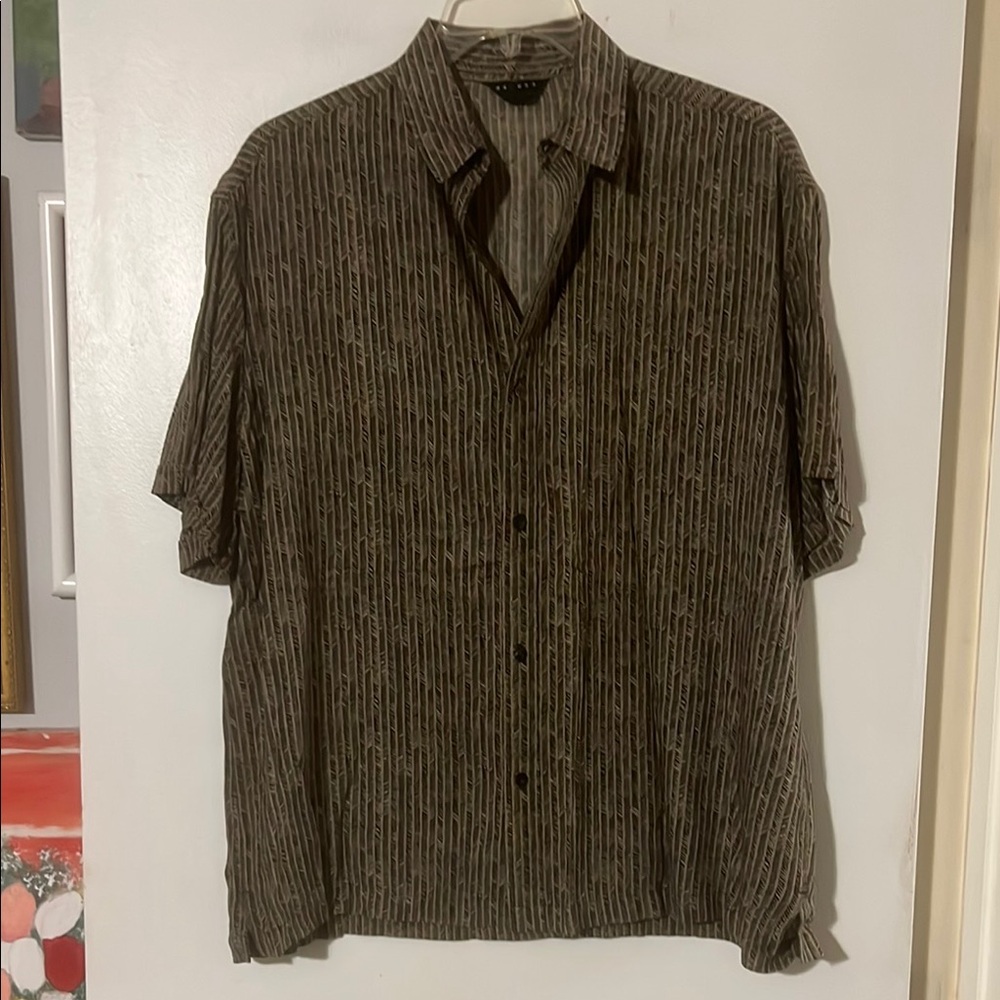 Axcess mens black/tan short sleeve shirt. 100% rayon